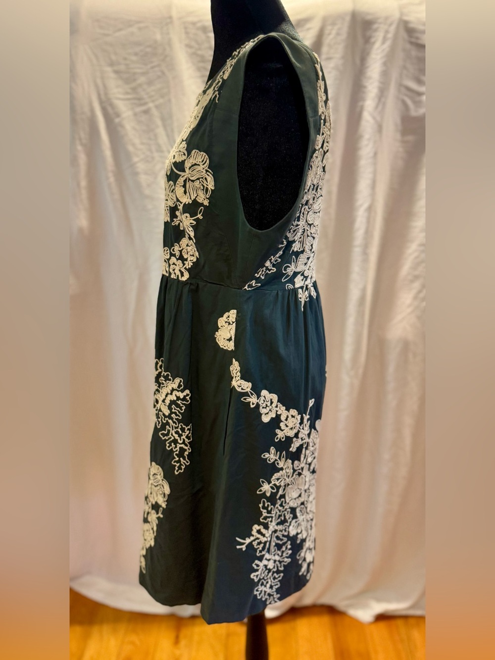 J. Crew Mirabel Gray Mini Dress with Cream Floral Embroidery - Picture 4 of 11